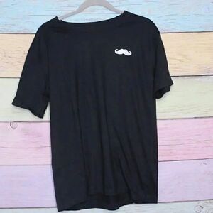 ‎Unisex Mustache Tee Medium